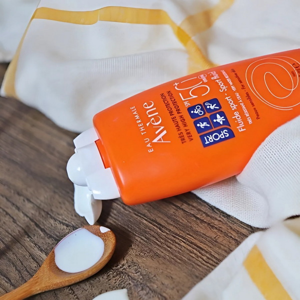 poroshe-Avene-Fluide-Sport-Sunscreen-100ml-2 poroshe-Avene-Fluide-Sport-Sunscreen-100ml-2